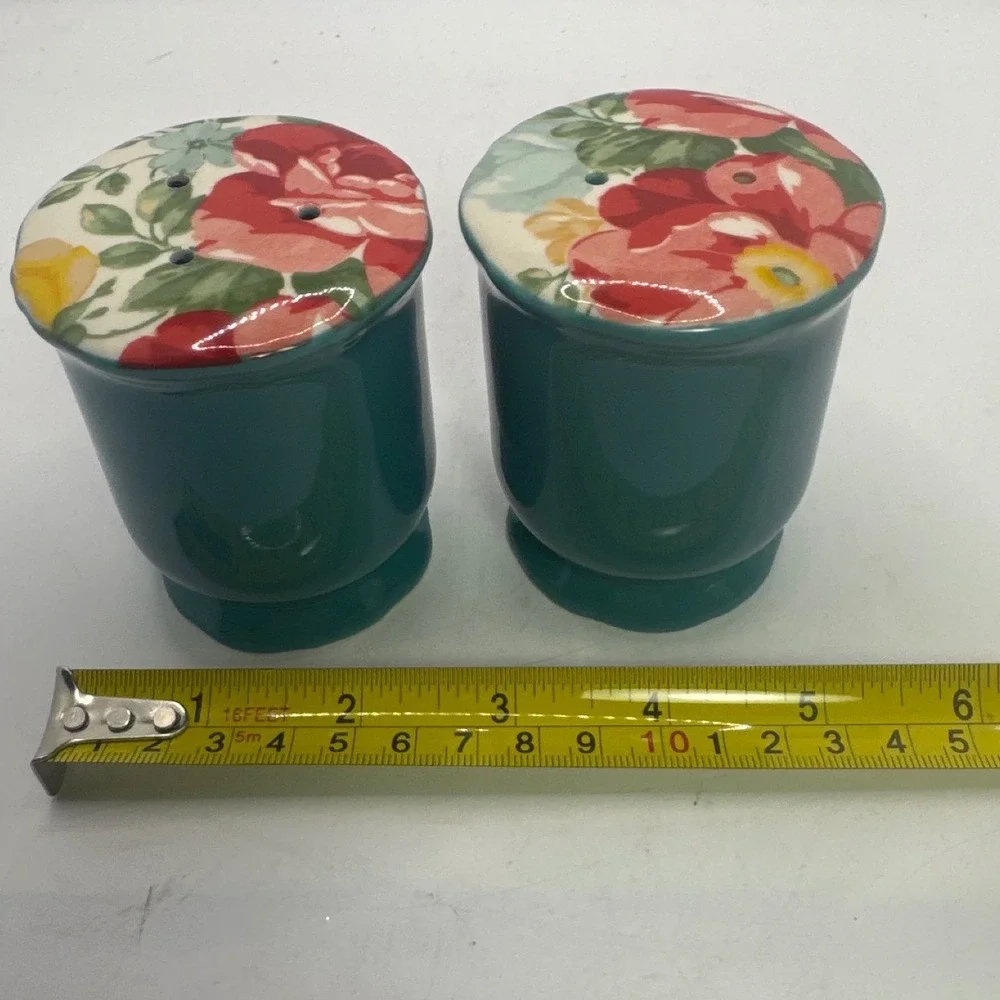 The Pioneer Woman Salt and Pepper Shakers Set Teal‎ Floral Stoneware Excellent